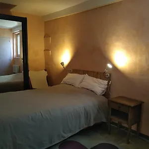 le-clos-martial-cavaillon.fr-provencehotel.com/